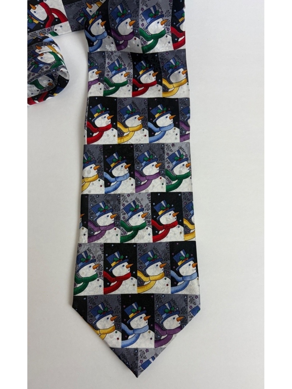 Vintage “Shades of the season”- Snowman necktie